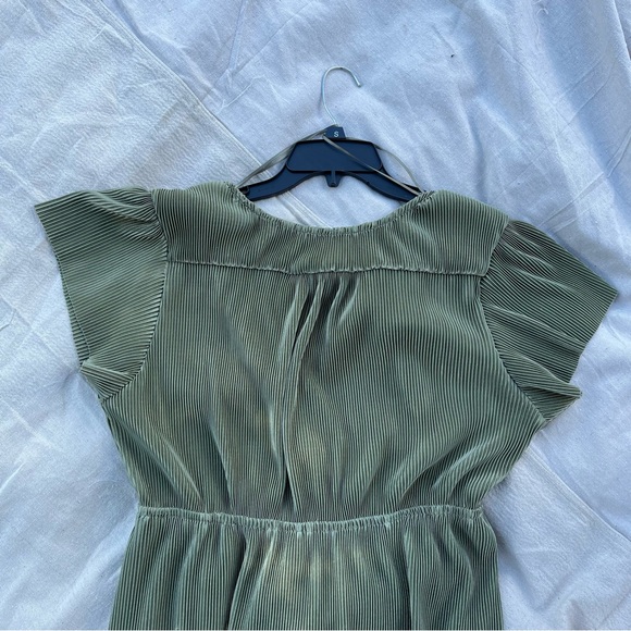 Pleated Maxi Dress - Picture 5 of 6